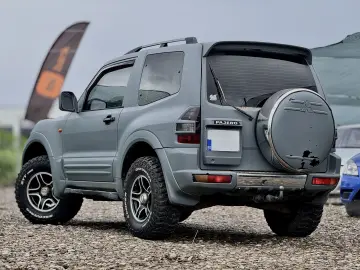 Mitsubishi Pajero 4X4 – Automat – 2001