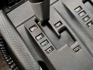 Mitsubishi Pajero 4X4 – Automat – 2001