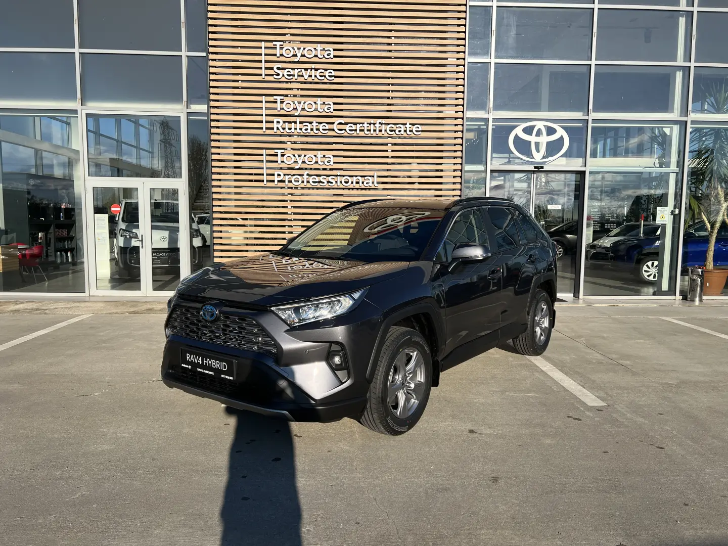 Toyota RAV4 Dynamic 2.5 Hybrid CVT  222 CP 4X4