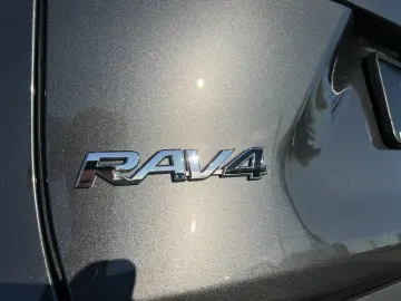 Toyota RAV4 Dynamic 2.5 Hybrid CVT  222 CP 4X4