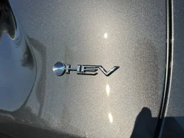 Toyota RAV4 Dynamic 2.5 Hybrid CVT  222 CP 4X4