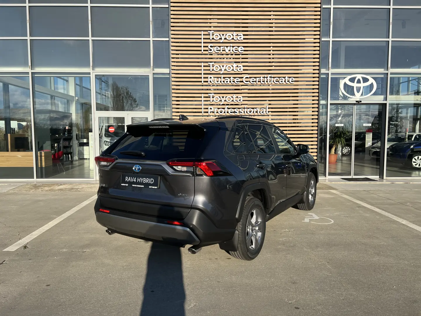 Toyota RAV4 Dynamic 2.5 Hybrid CVT  222 CP 4X4