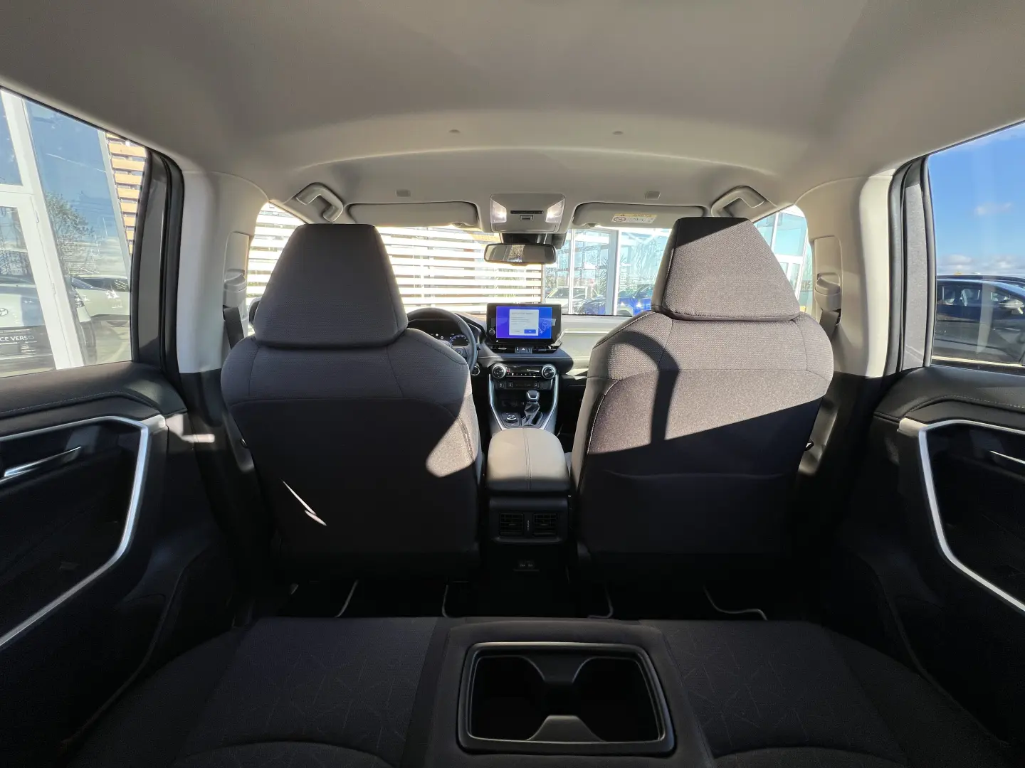 Toyota RAV4 Dynamic 2.5 Hybrid CVT  222 CP 4X4