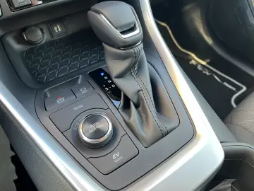 Toyota RAV4 Dynamic 2.5 Hybrid CVT  222 CP 4X4