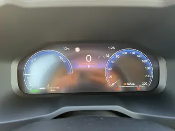 Toyota RAV4 Dynamic 2.5 Hybrid CVT  222 CP 4X4