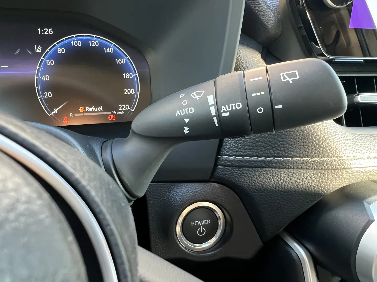 Toyota RAV4 Dynamic 2.5 Hybrid CVT  222 CP 4X4