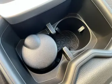 Toyota RAV4 Dynamic 2.5 Hybrid CVT  222 CP 4X4