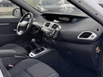 Renault Scenic – 2010