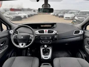 Renault Scenic – 2010