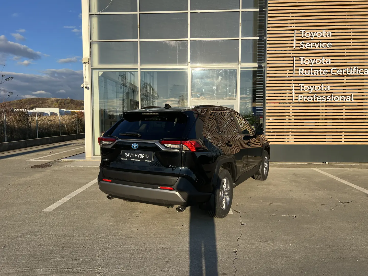 Toyota RAV4 Dynamic 2.5 Hybrid CVT  222 CP 4X4