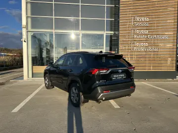 Toyota RAV4 Dynamic 2.5 Hybrid CVT  222 CP 4X4