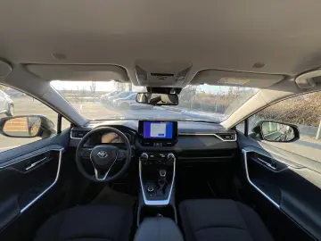 Toyota RAV4 Dynamic 2.5 Hybrid CVT  222 CP 4X4