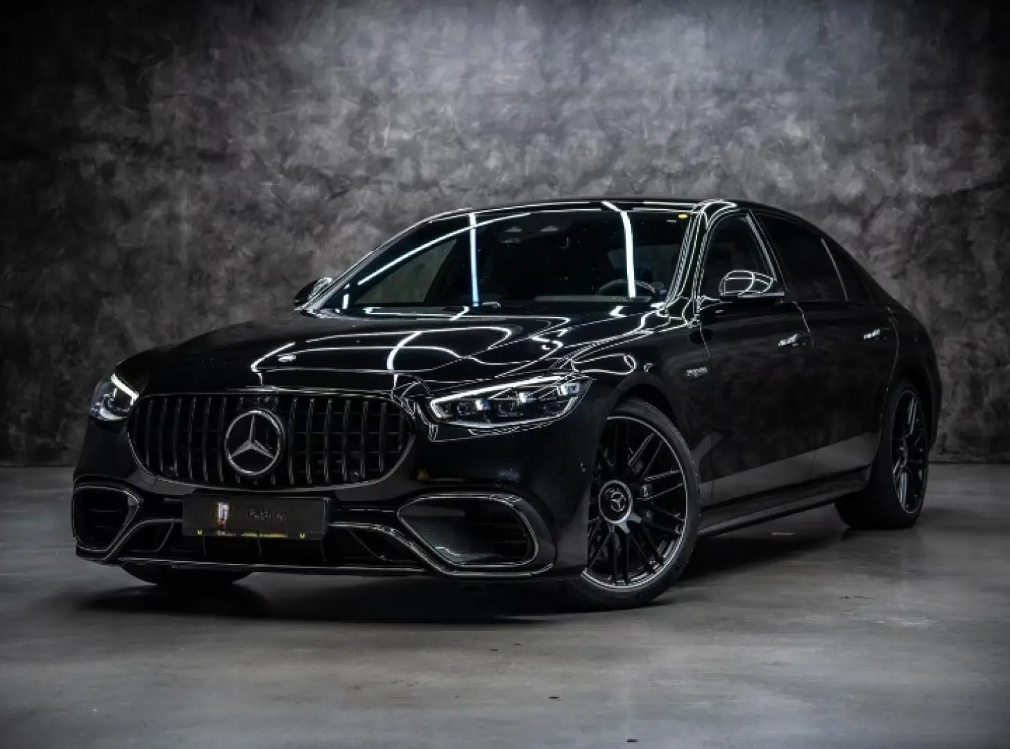 Mercedes-Benz S63 AMG E BLACK NIGHT CARBON LM21
