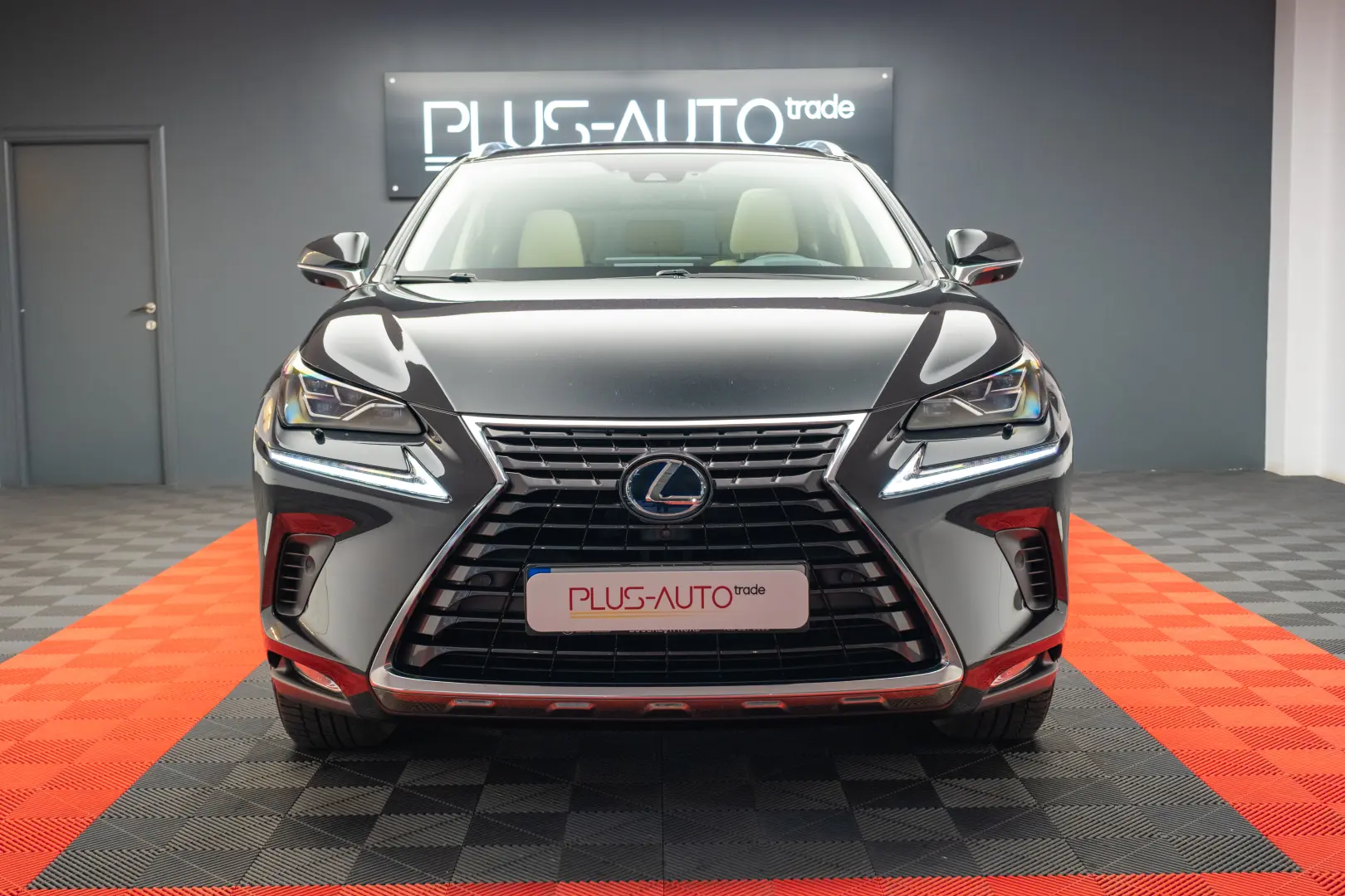 Lexus NX 300h AWD Luxury