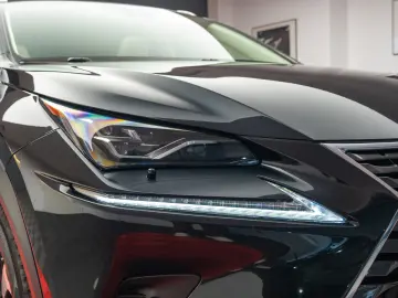 Lexus NX 300h AWD Luxury