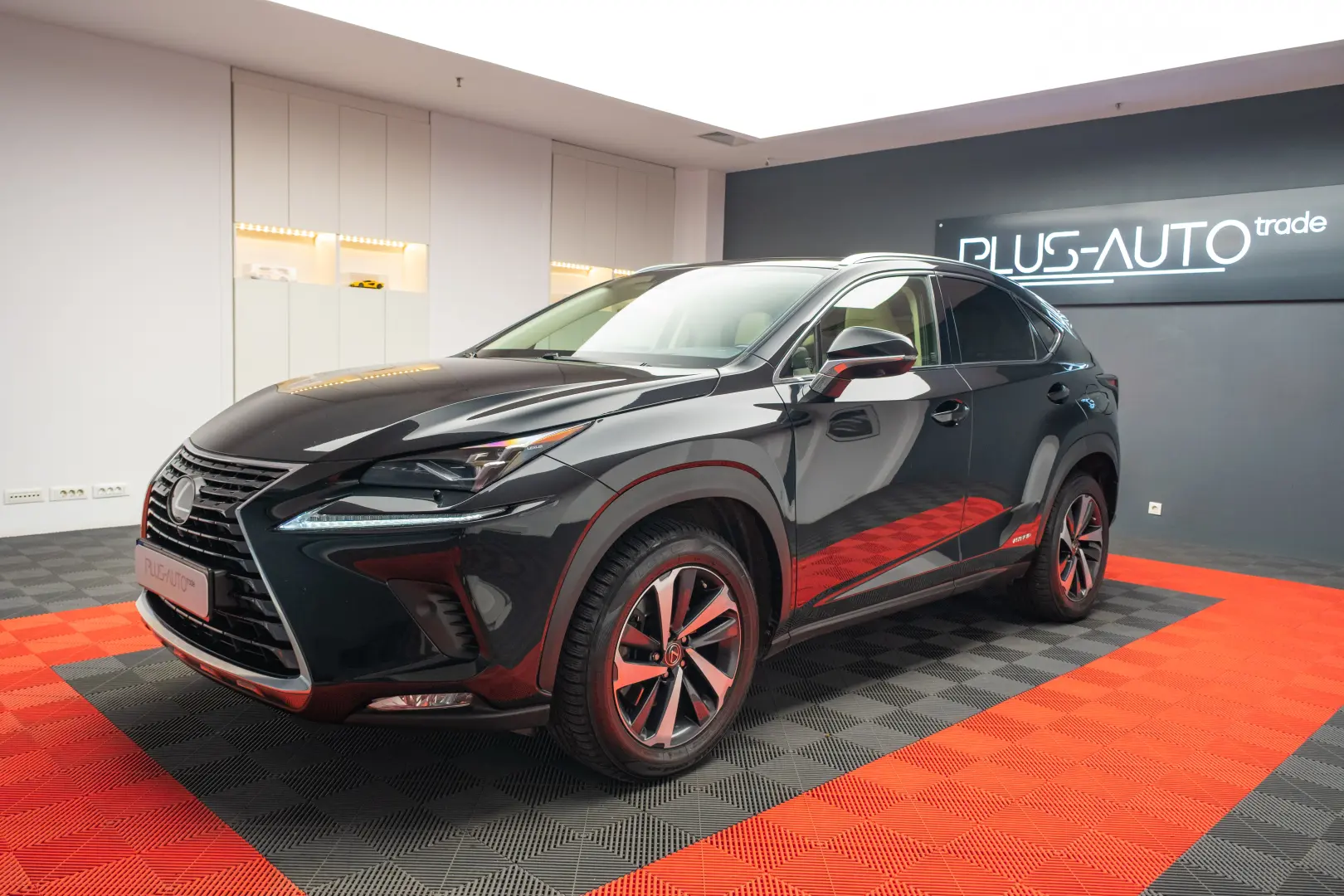 Lexus NX 300h AWD Luxury