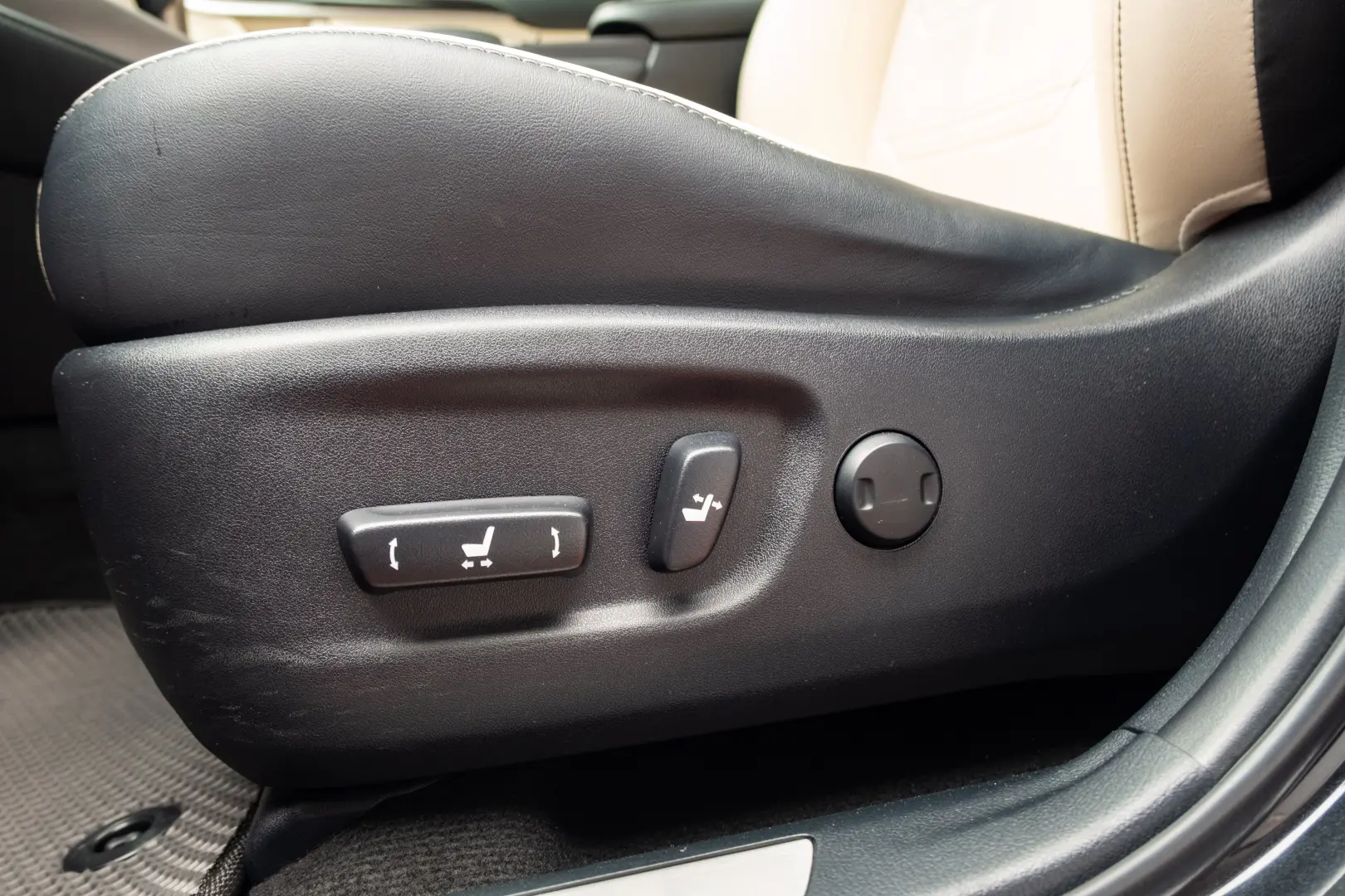 Lexus NX 300h AWD Luxury