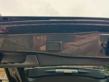 RAV4 - CAR VERTICAL perfect - Hybrid