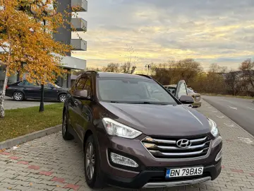 Hyundai Grand Santa Fe
