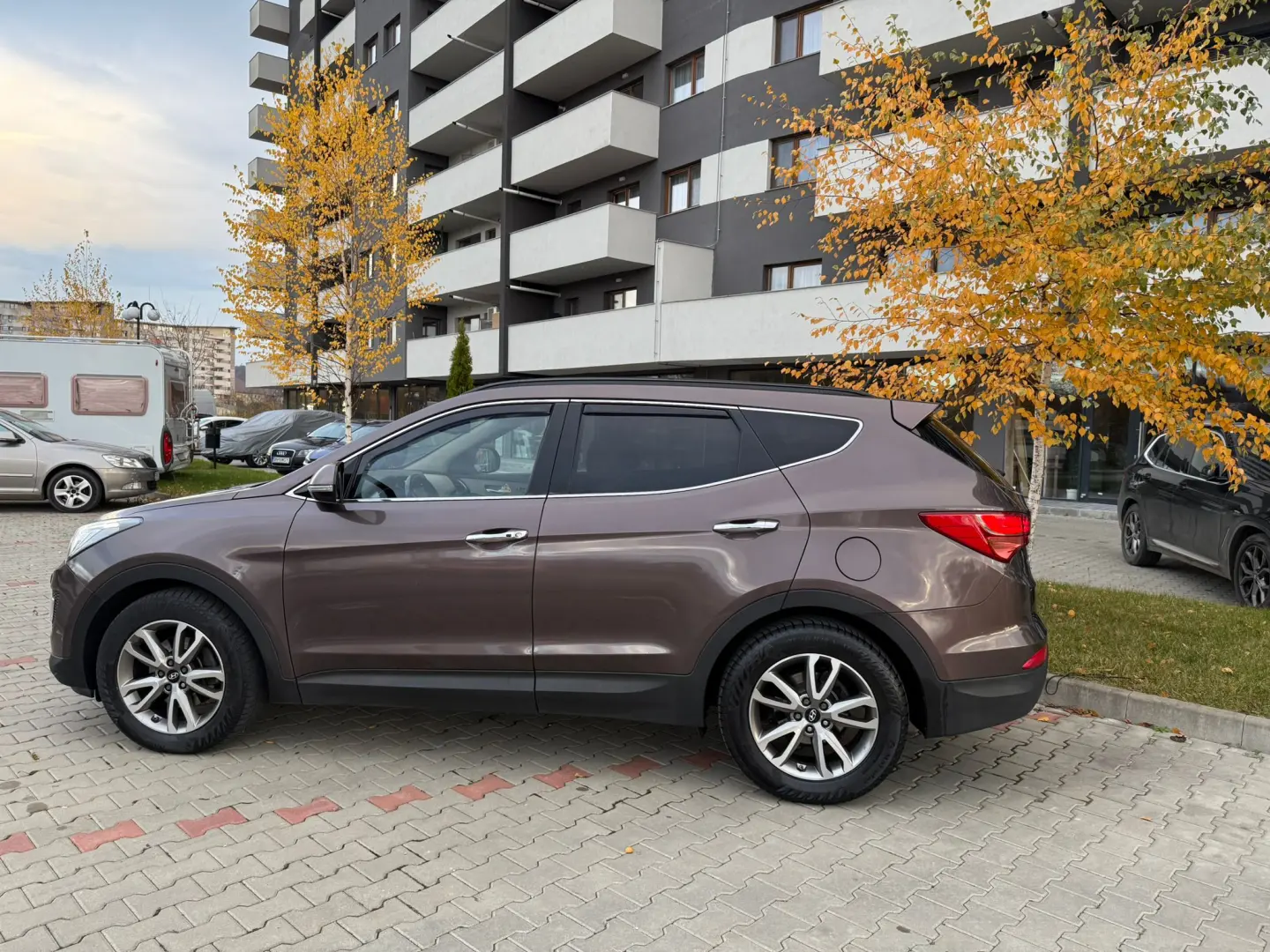 Hyundai Grand Santa Fe