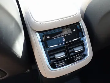 XC90 Ultra Facelift T8 AWD