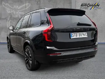 XC90 T8 AWD Ultra Dark Plug-In Hybrid