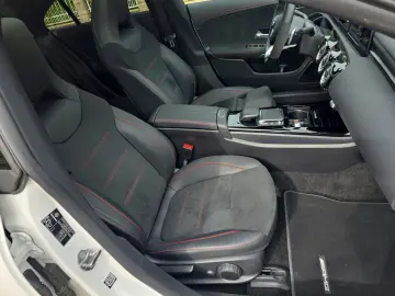 Klasse CLA 250 e Amg