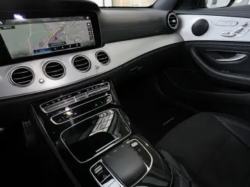 E 300 e Limousine AMG