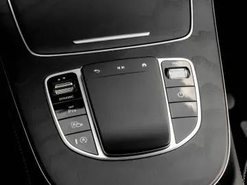 E 300 e 4M AMG-Sport