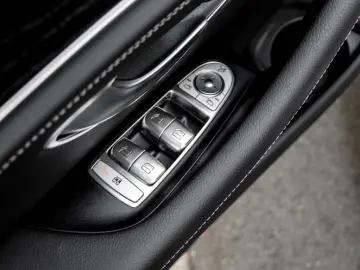 E 300 e 4M AMG-Sport