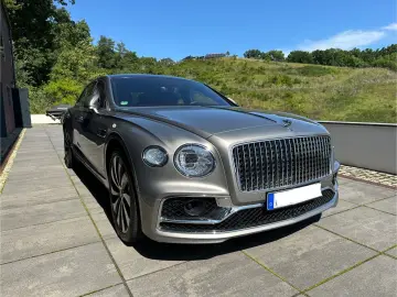 Flying Spur 6.0 W12 1 Hand