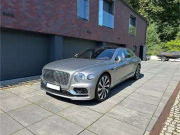 Flying Spur 6.0 W12 1 Hand