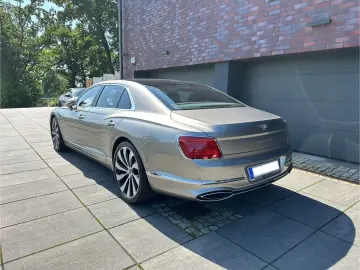 Flying Spur 6.0 W12 1 Hand