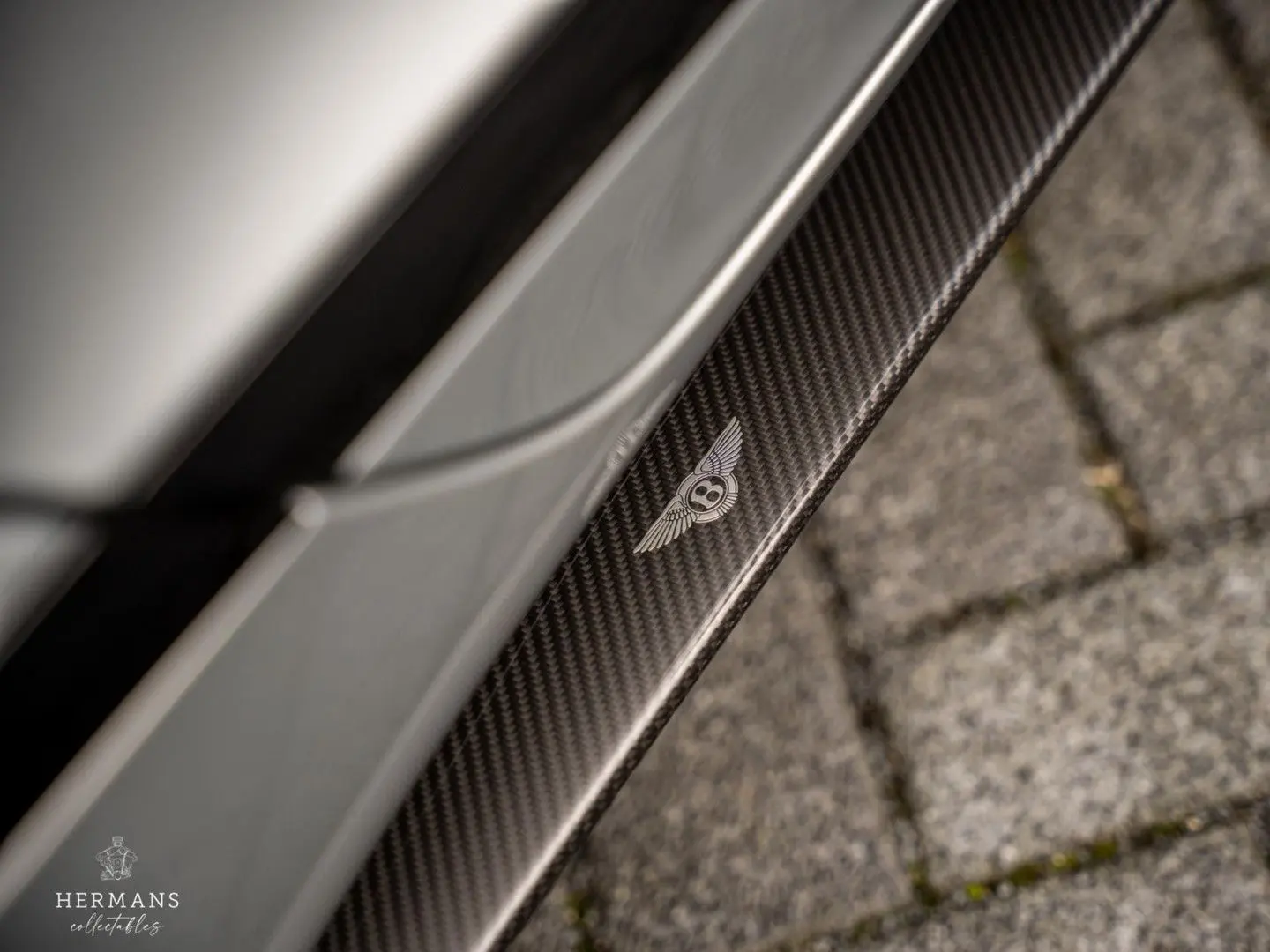 Flying Spur 2.9 V6 Hybrid   1st Owner   Rotating