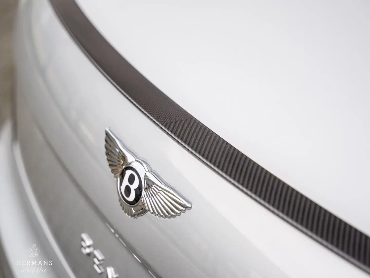 Flying Spur 2.9 V6 Hybrid   1st Owner   Rotating