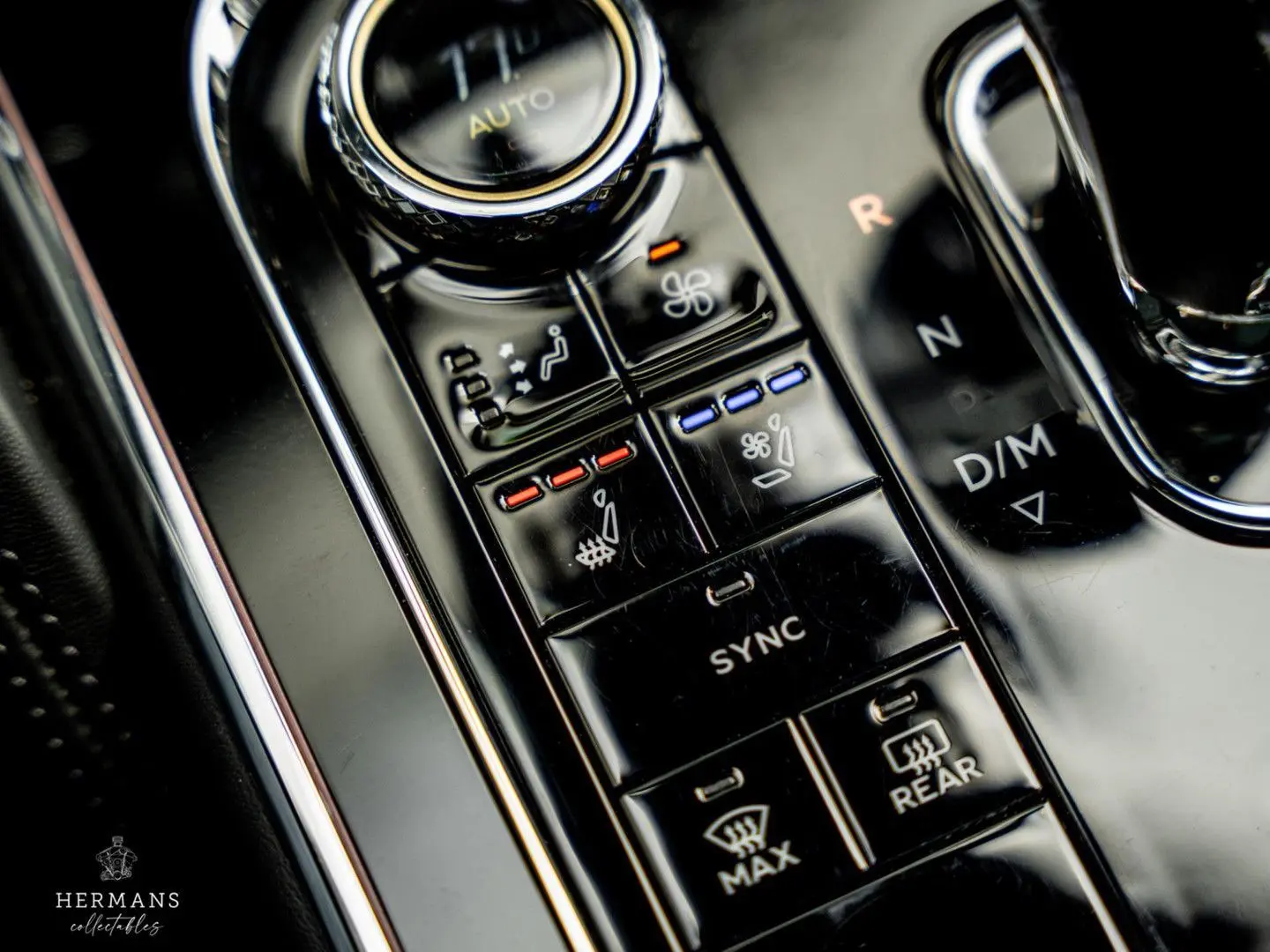 Flying Spur 2.9 V6 Hybrid   1st Owner   Rotating