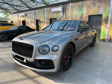 Flying Spur S V8 Carbon NAIM