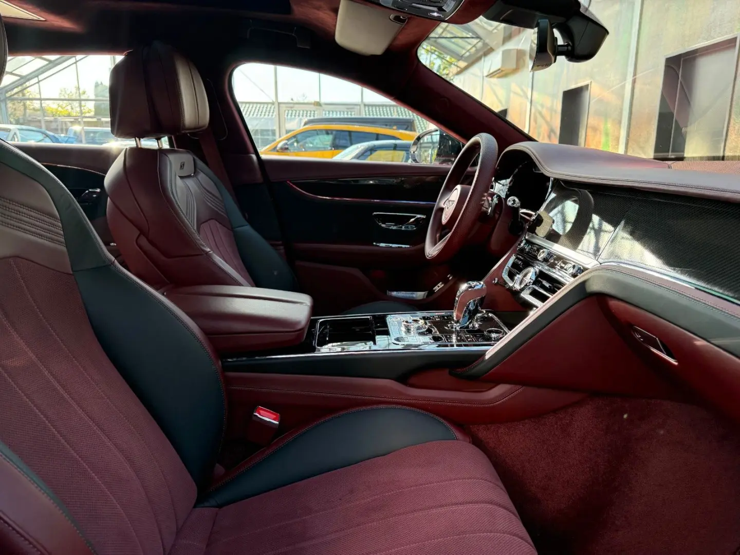 Flying Spur S V8 Carbon NAIM