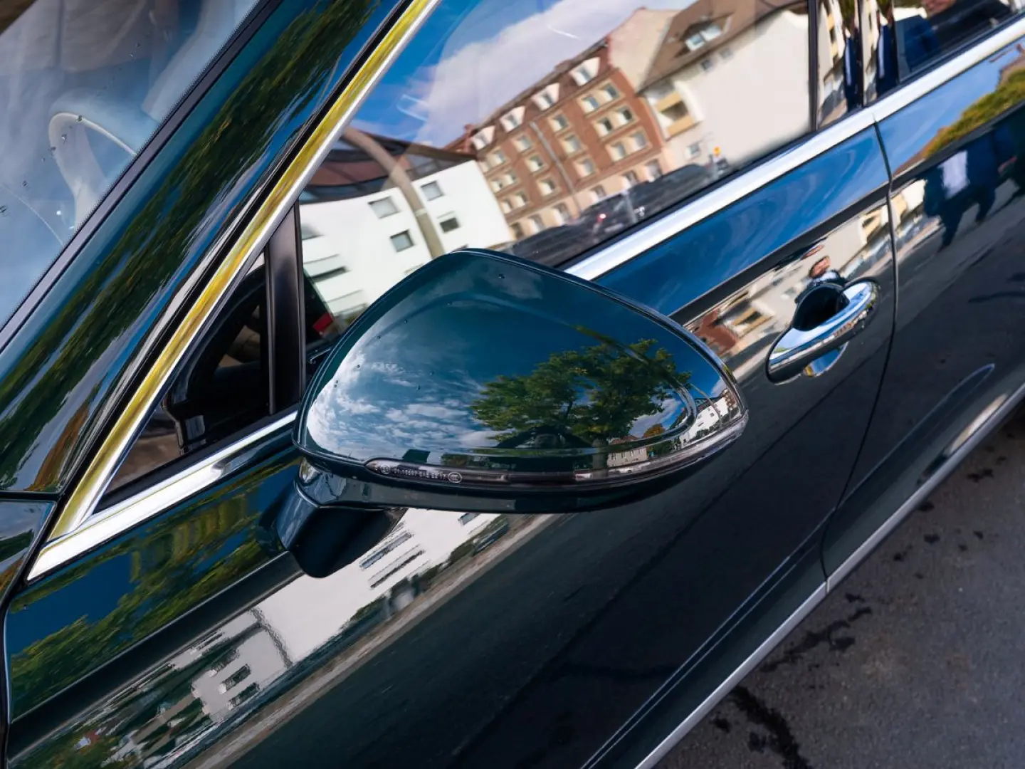 Flying Spur V8   Bentley Nürnberg