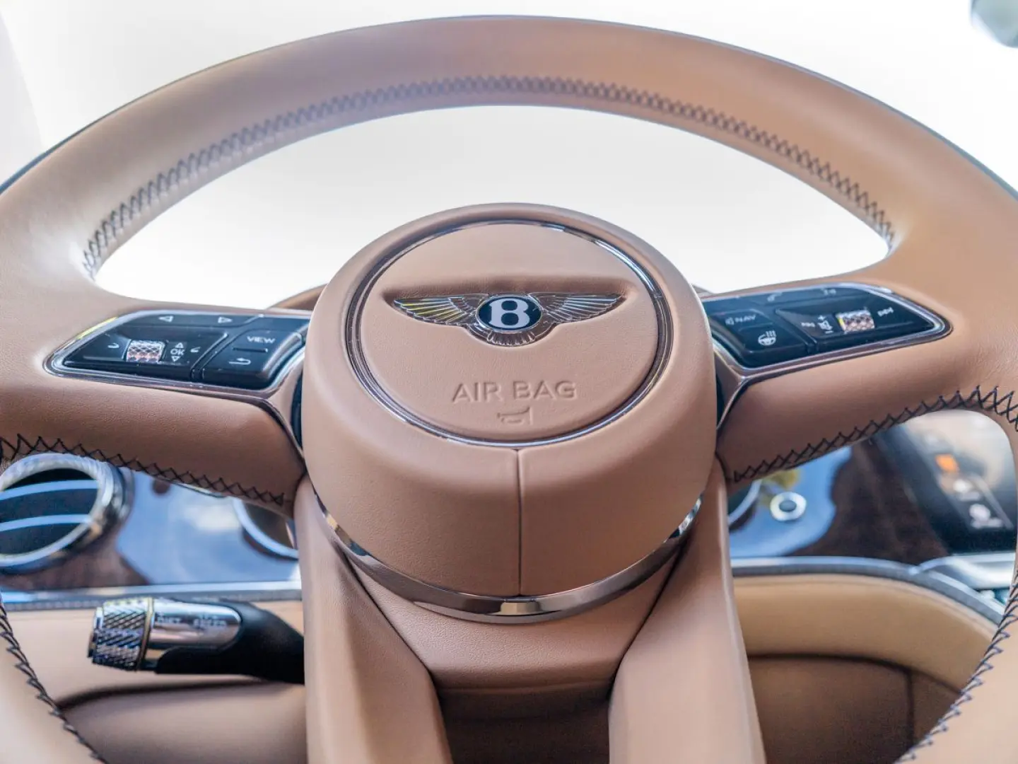 Flying Spur V8   Bentley Nürnberg