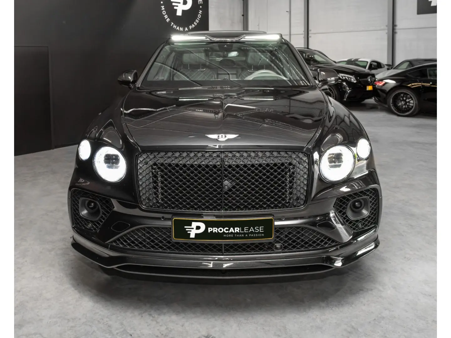 Bentayga V8 FIRST EDITION   STARTECH  LED MULLIN