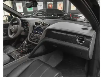 Bentayga V8 FIRST EDITION   STARTECH  LED MULLIN