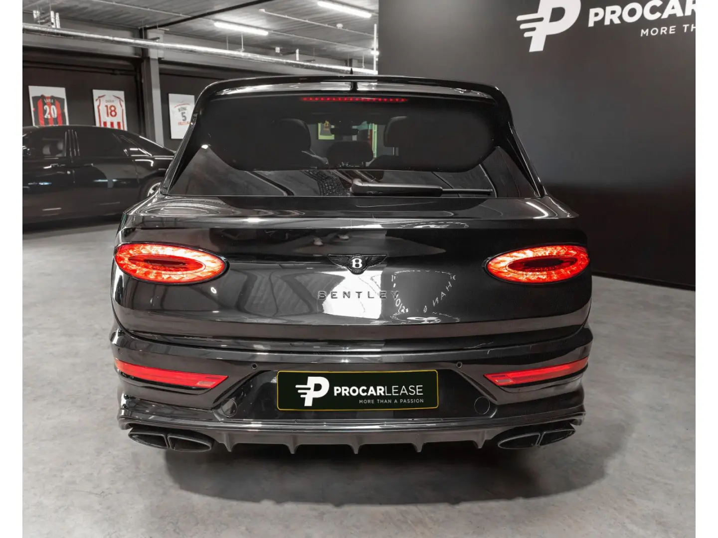 Bentayga V8 FIRST EDITION   STARTECH  LED MULLIN