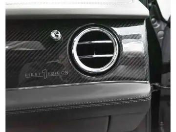 Bentayga V8 FIRST EDITION   STARTECH  LED MULLIN