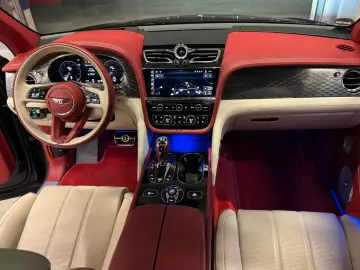 BENTAYGA AZURE DUO TONE MULLINER 4-SEATS FULLY