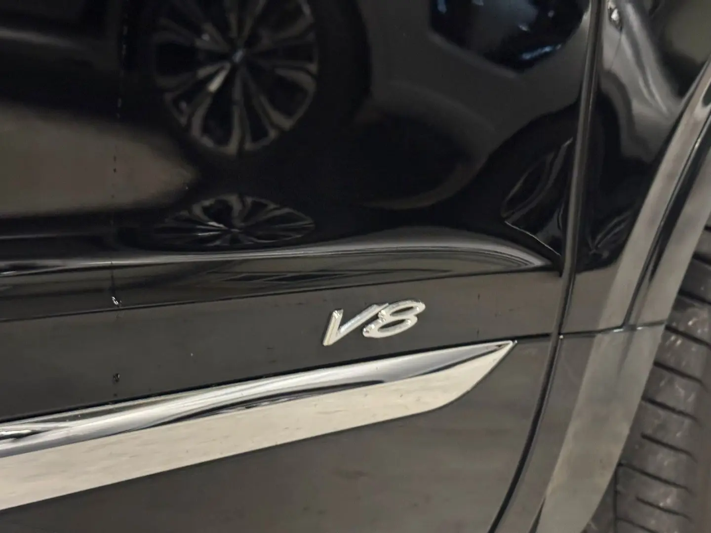 BENTAYGA AZURE DUO TONE MULLINER 4-SEATS FULLY