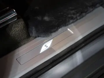 BENTAYGA S   MULLINER DUO-TONE   NAIM-SOUND