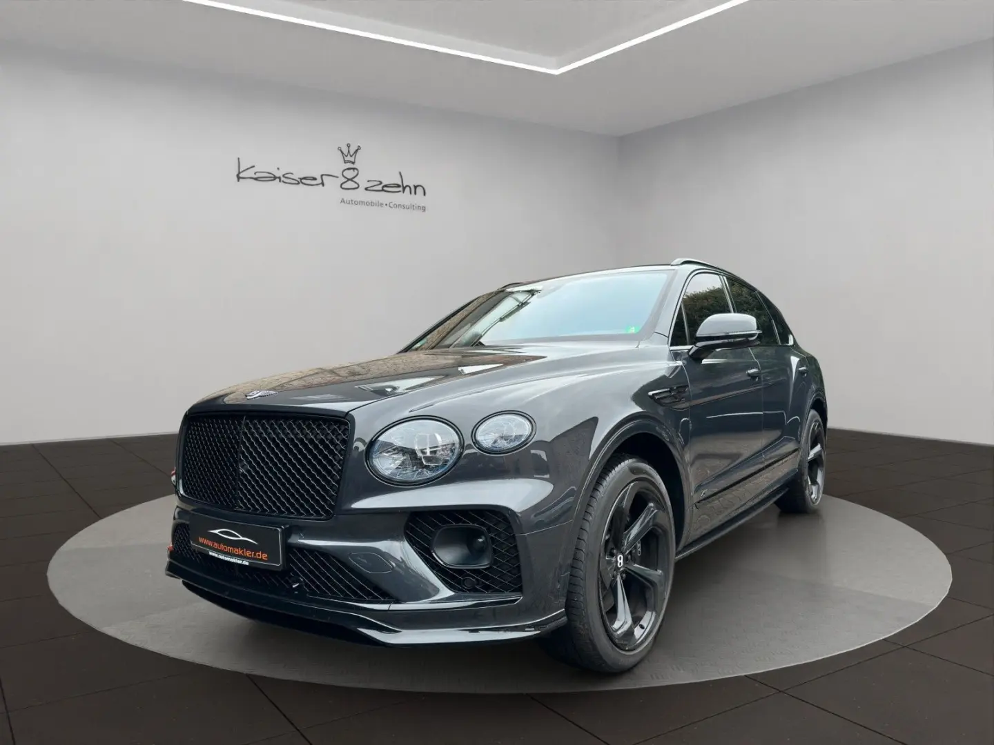 Bentayga V8 S  Carbon   AHK