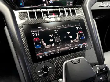 URUS 4.0 V8 CARBON ADAS MASSAGE PANO 23