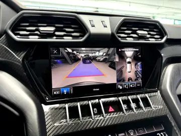 URUS 4.0 V8 CARBON ADAS MASSAGE PANO 23